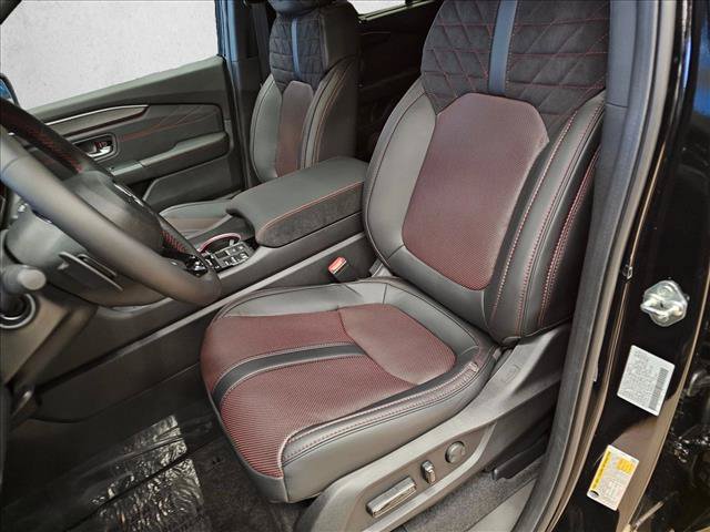 New 2026 Honda Pilot Black Edition image 18