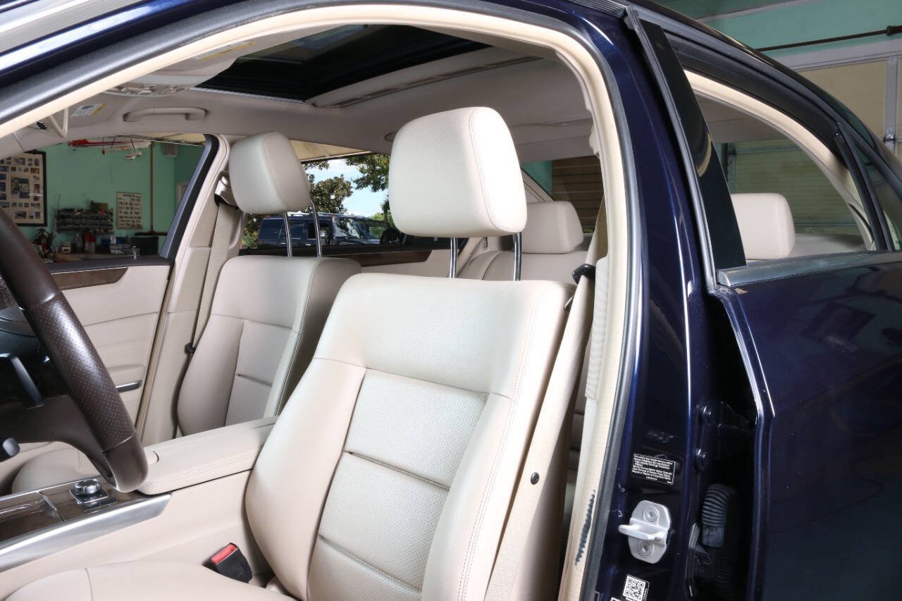 Used 2016 Mercedes-Benz E 350 Sedan image 39