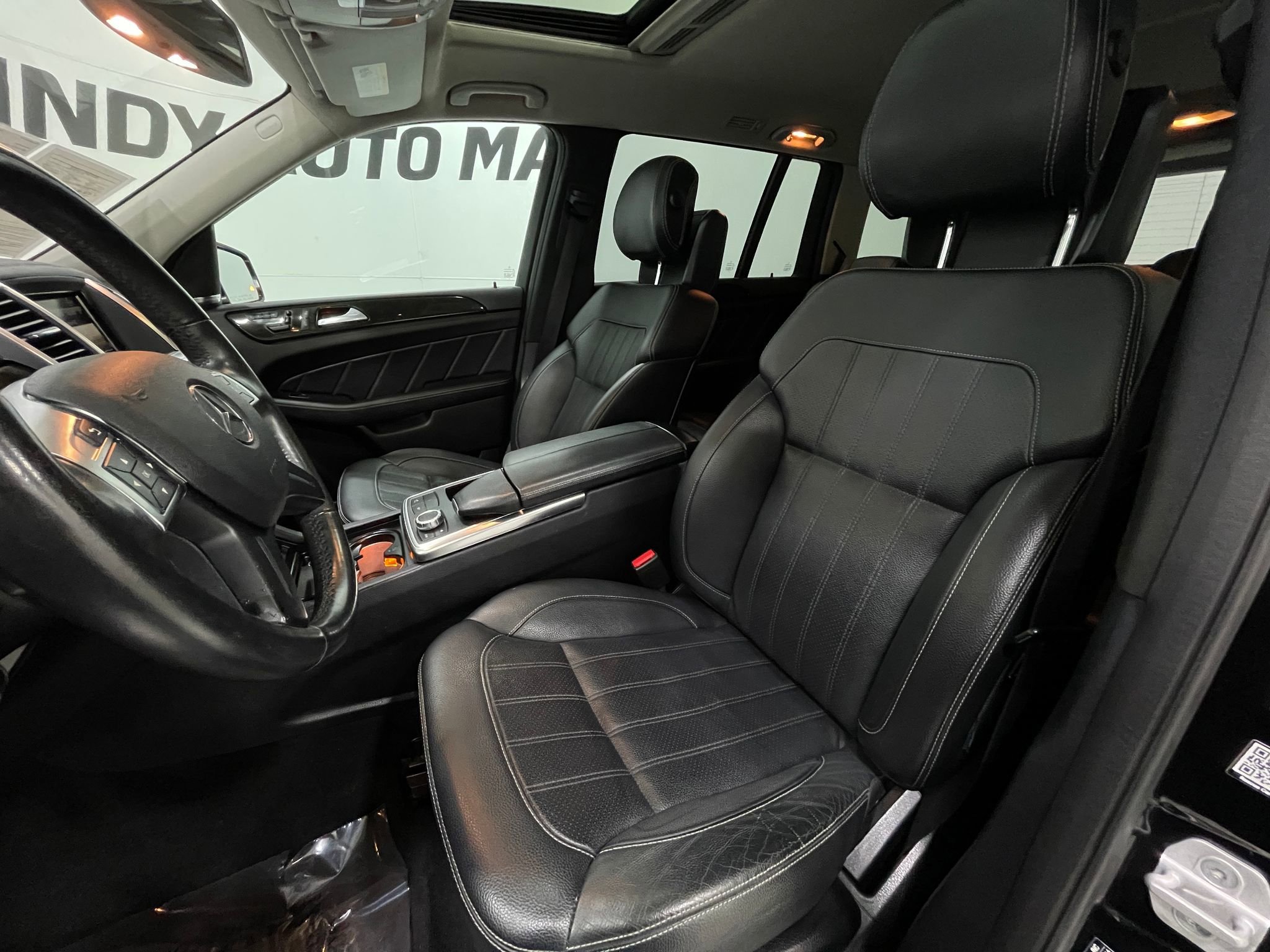 Used 2016 Mercedes-Benz GL 450 4MATIC w/ Premium I Package image 14