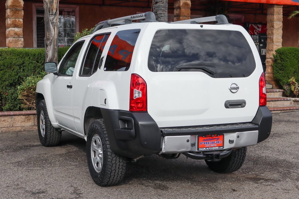 Used 2015 Nissan Xterra X image 6