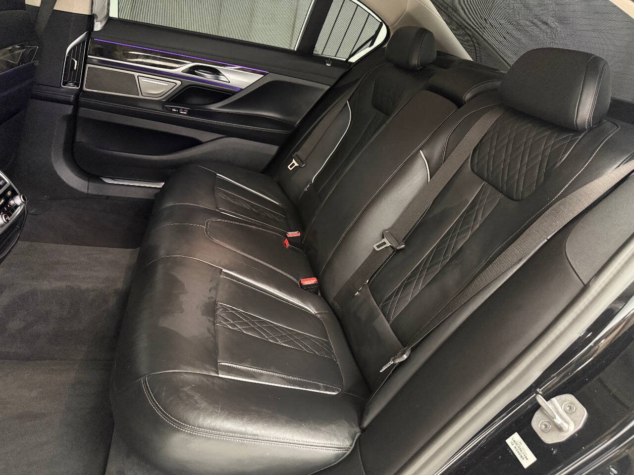 Used 2021 BMW 740i w/ Premium Package RWD image 39