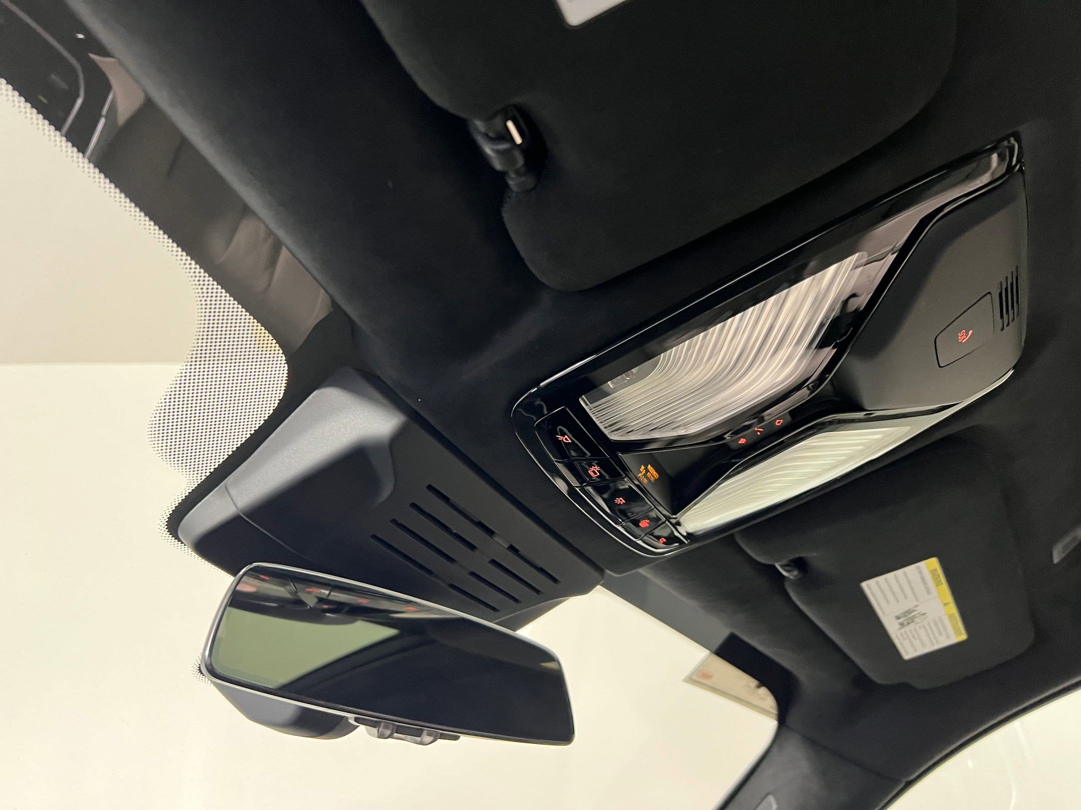 Certified 2024 BMW X7 xDrive40i w/ M Sport Package image 20