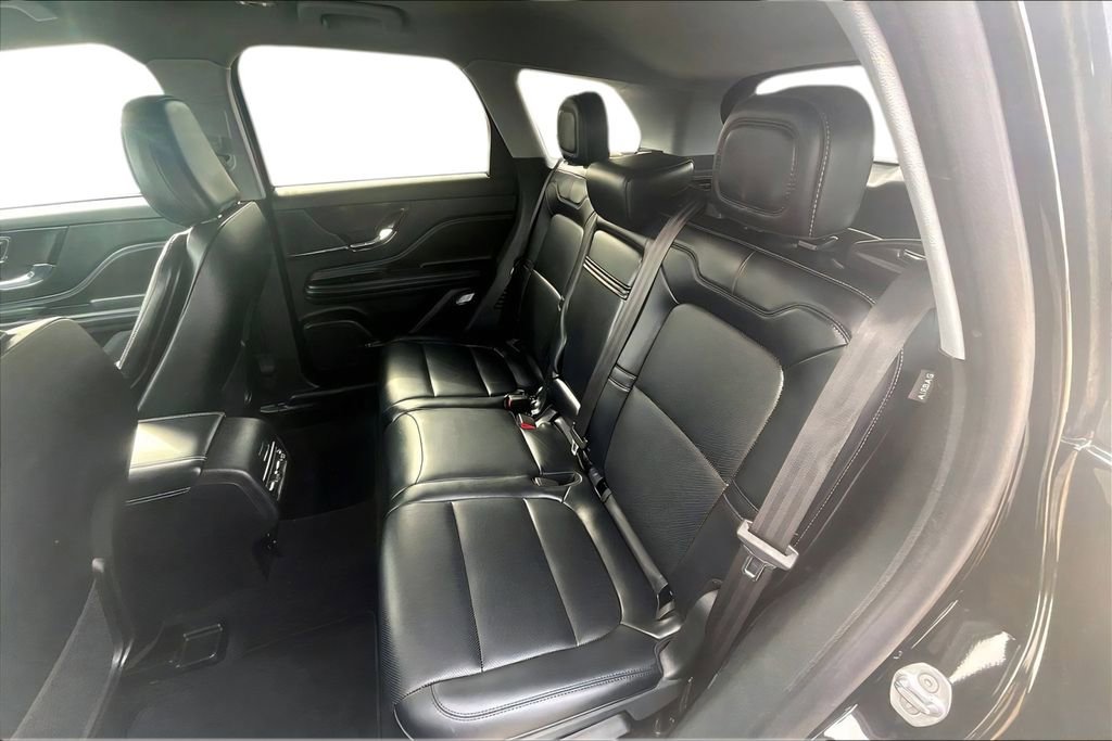 Used 2022 Lincoln Corsair AWD w/ Equipment Group 101A image 23