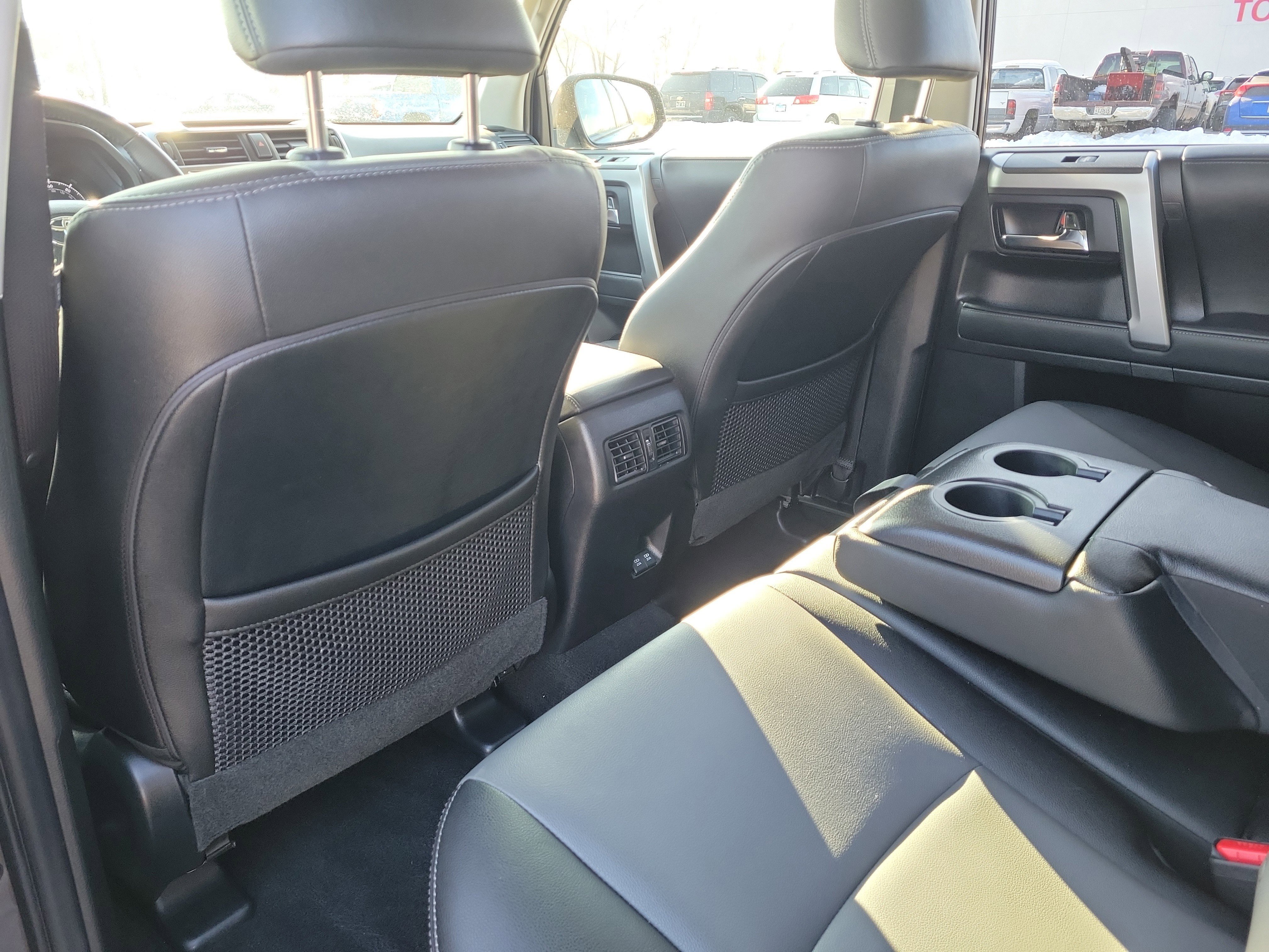 Used 2021 Toyota 4Runner SR5 Premium image 13