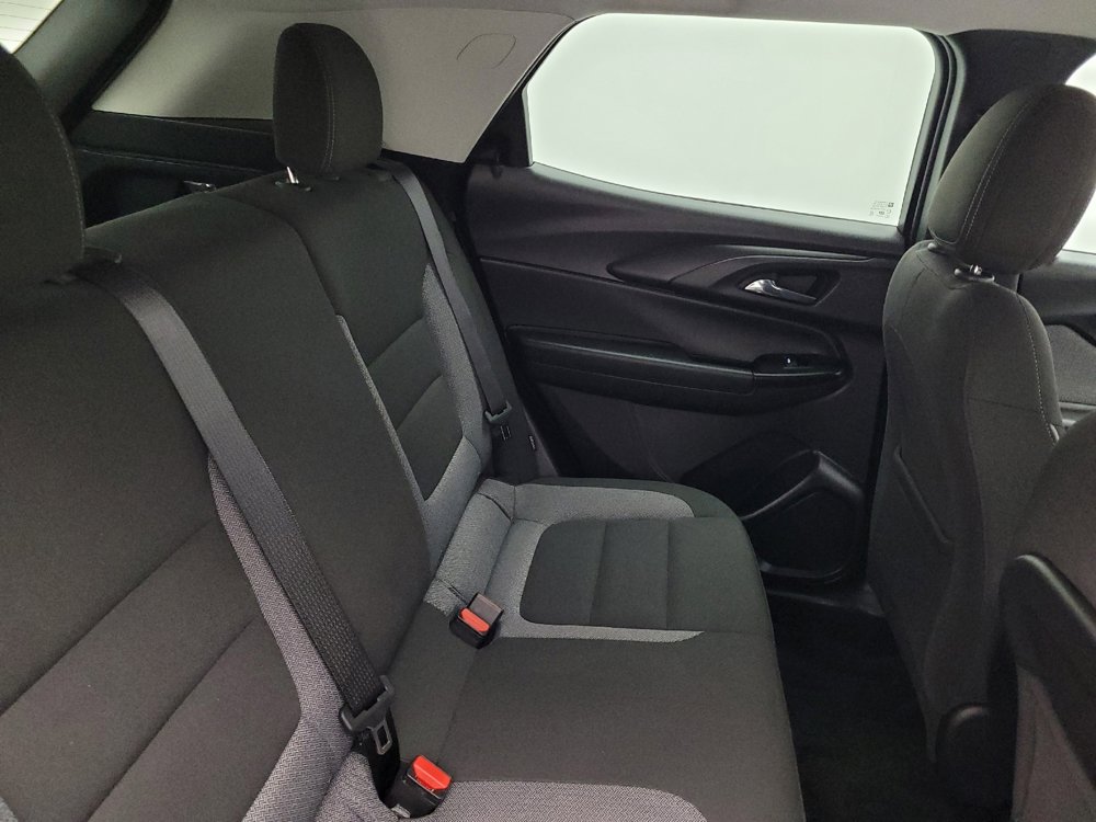Used 2021 Chevrolet TrailBlazer LS FWD image 19