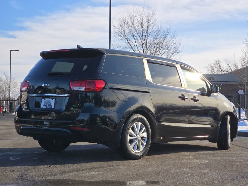 Used 2018 Kia Sedona LX image 14