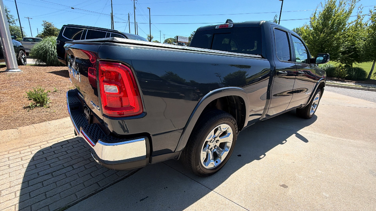 Used 2025 RAM 1500 Big Horn AWD/4WD image 8