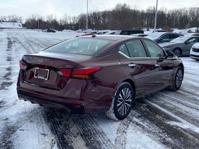 Used 2023 Nissan Altima 2.5 SV image 4