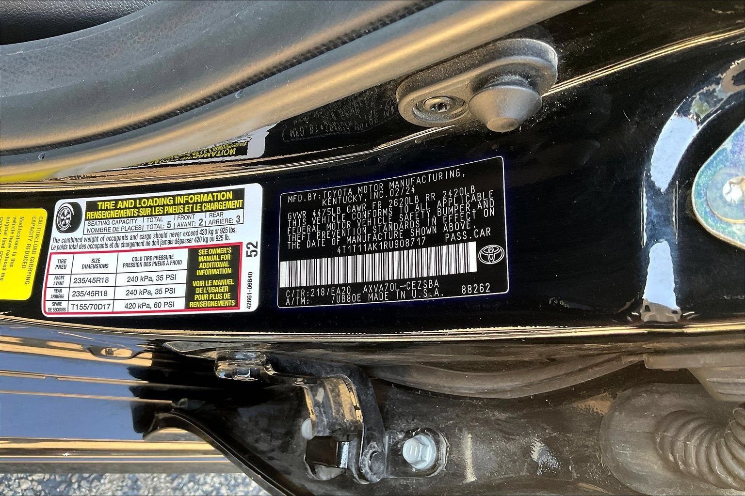 Used 2024 Toyota Camry SE w/ Convenience Package FWD image 19