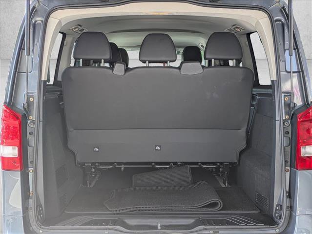 Used 2016 Mercedes-Benz Metris Passenger image 6