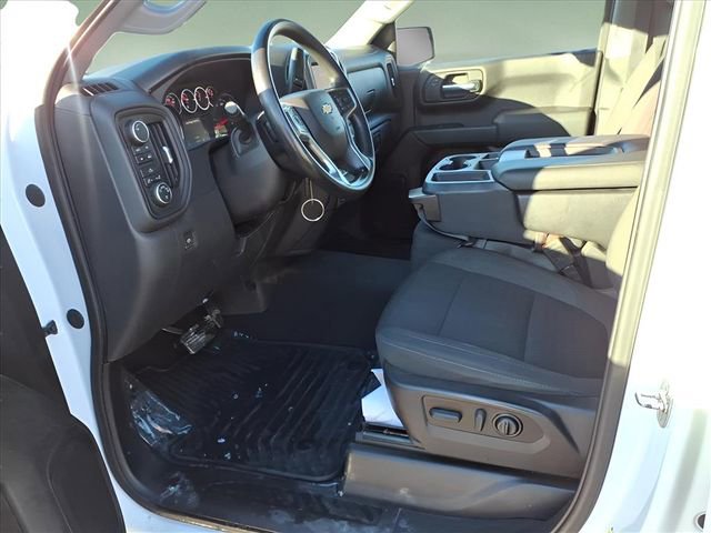 Used 2022 Chevrolet Silverado 1500 Custom w/ Safety Confidence Package image 14
