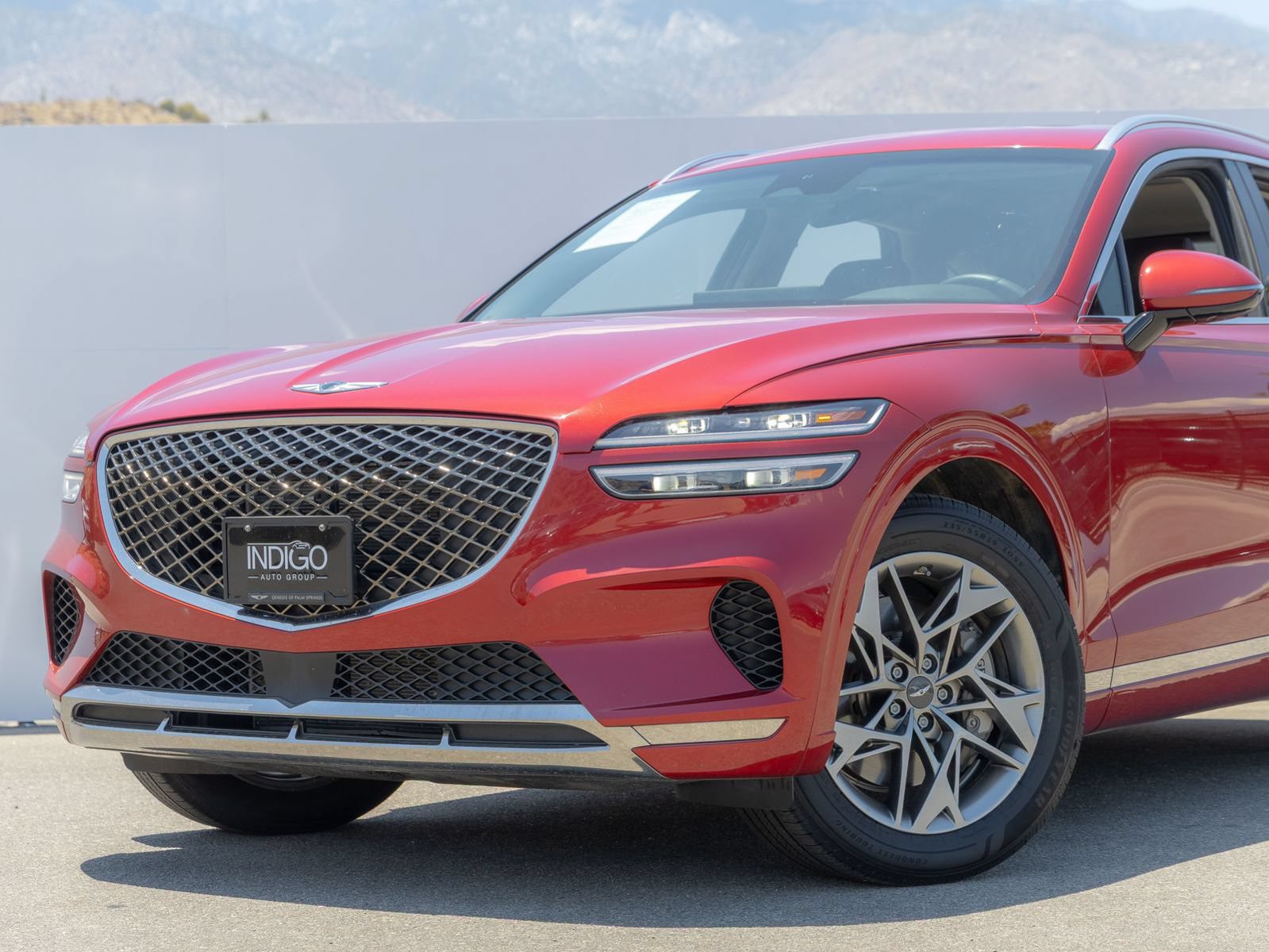 Used 2024 Genesis GV70 2.5T w/ Select Package AWD/4WD image 2