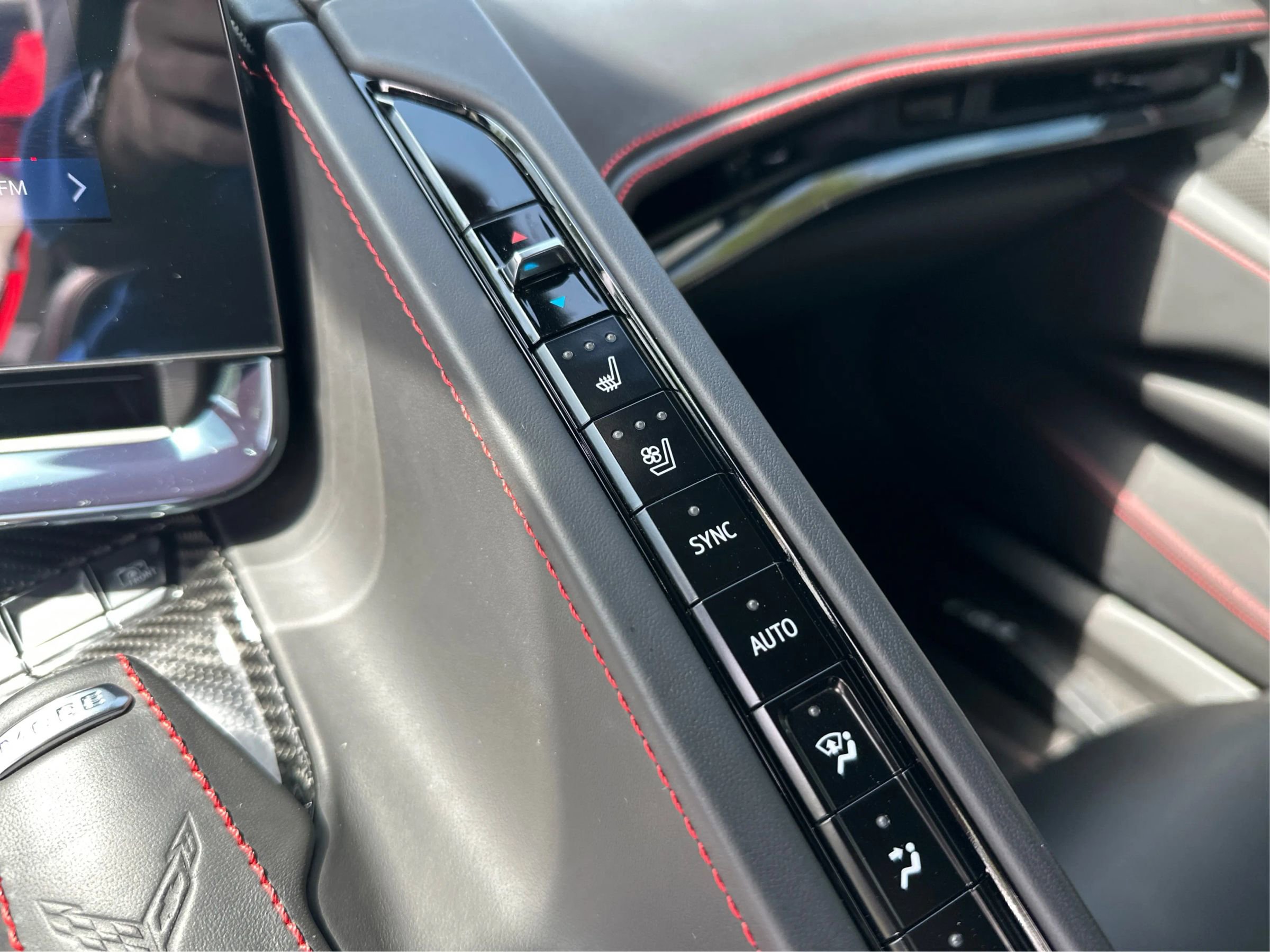 Used 2024 Chevrolet Corvette Z06 RWD image 27
