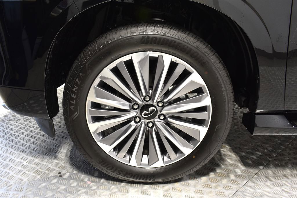 New 2026 INFINITI QX80 Luxe w/ Cargo Package image 10