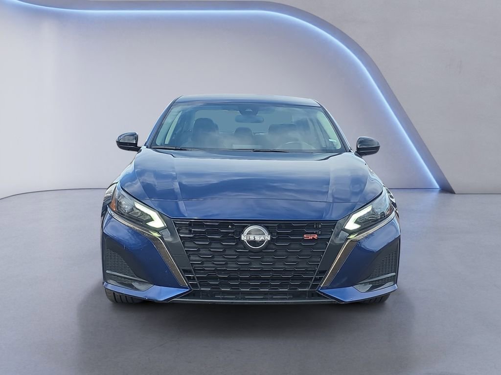 Used 2024 Nissan Altima 2.5 SR image 8