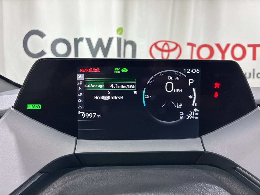 Used 2025 Toyota Prius Plug-In Hybrid FWD image 26