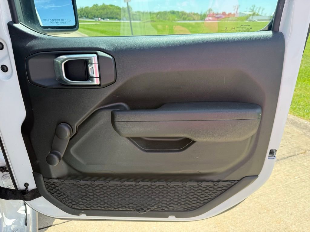 Used 2023 Jeep Wrangler Willys image 19