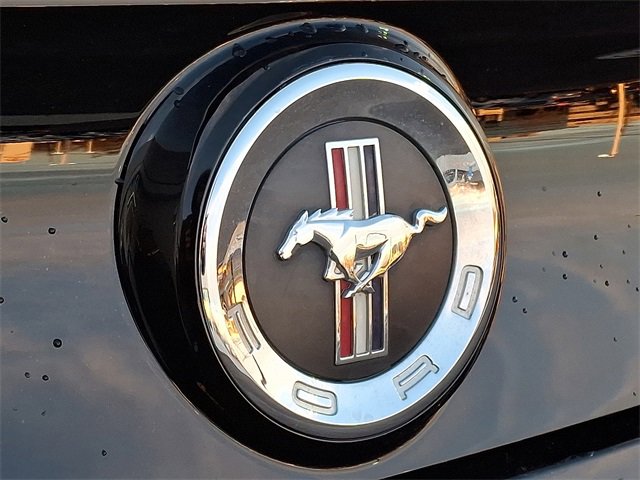 Used 2013 Ford Mustang Premium image 27