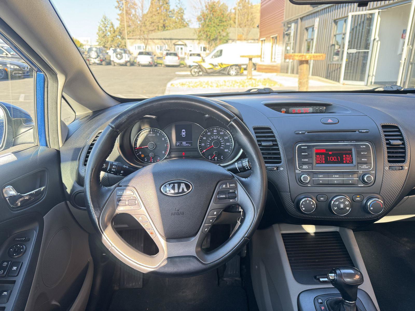 Used 2015 Kia Forte EX FWD image 14