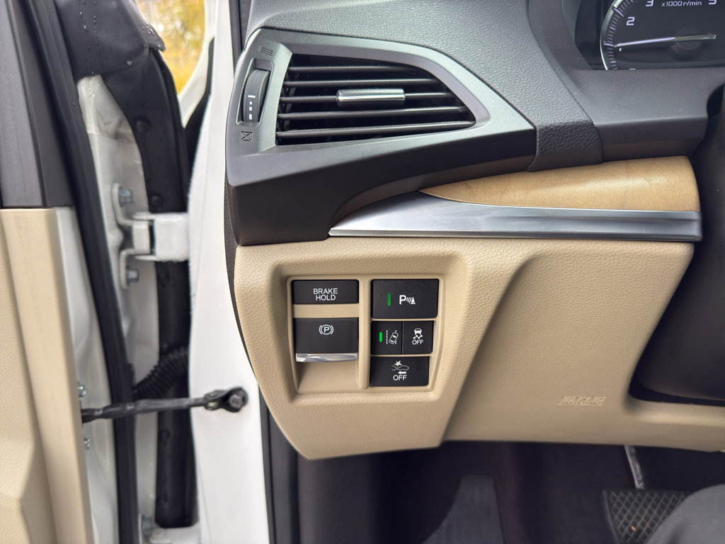 Used 2019 Acura MDX SH-AWD w/ Technology Package image 14