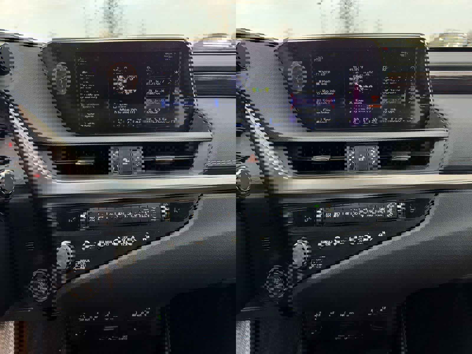 Used 2021 Lexus ES 350 w/ Premium Package image 27