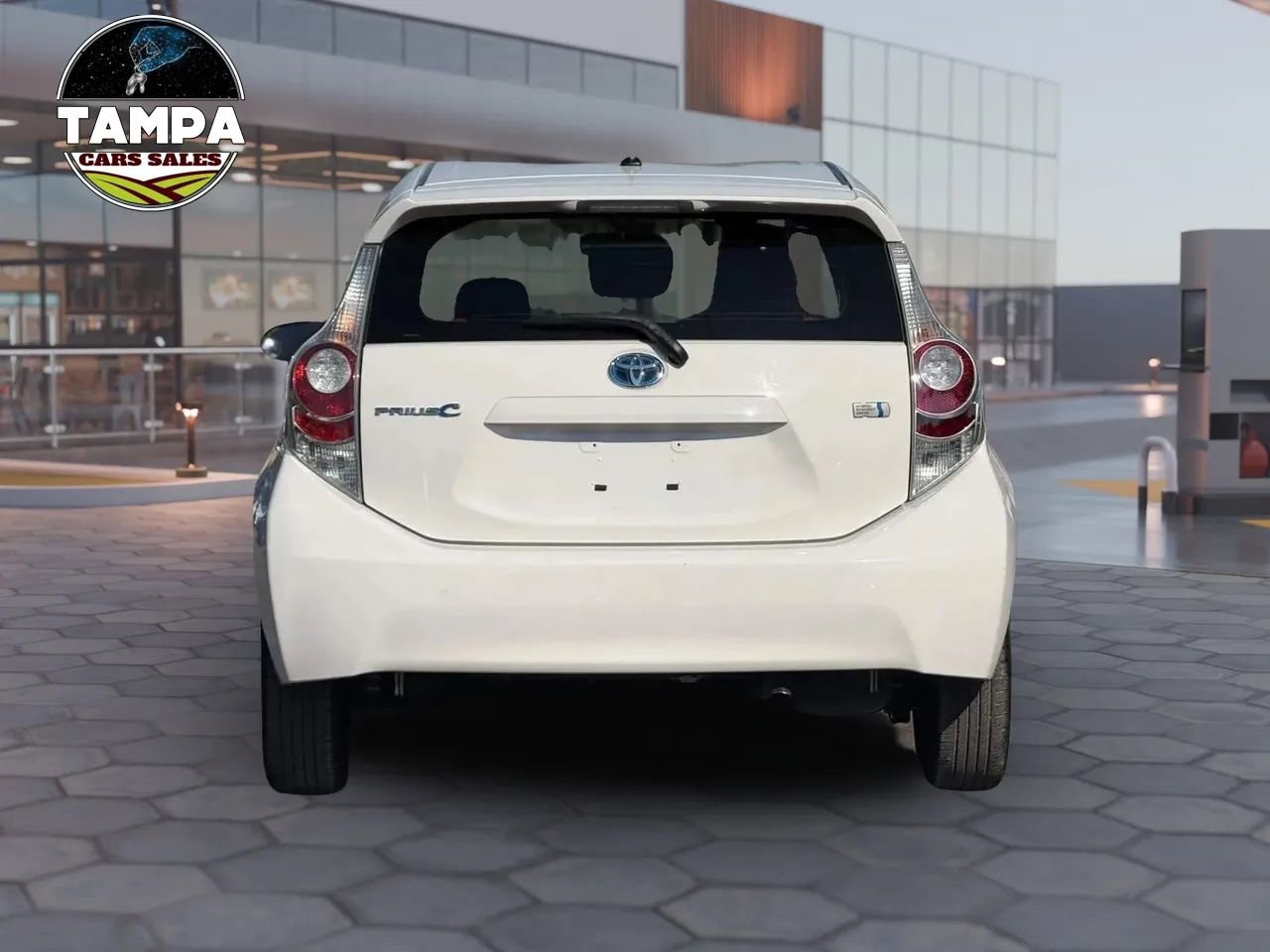 Used 2012 Toyota Prius C One FWD image 6