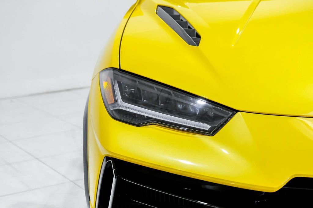 Used 2024 Lamborghini Urus Performante image 54