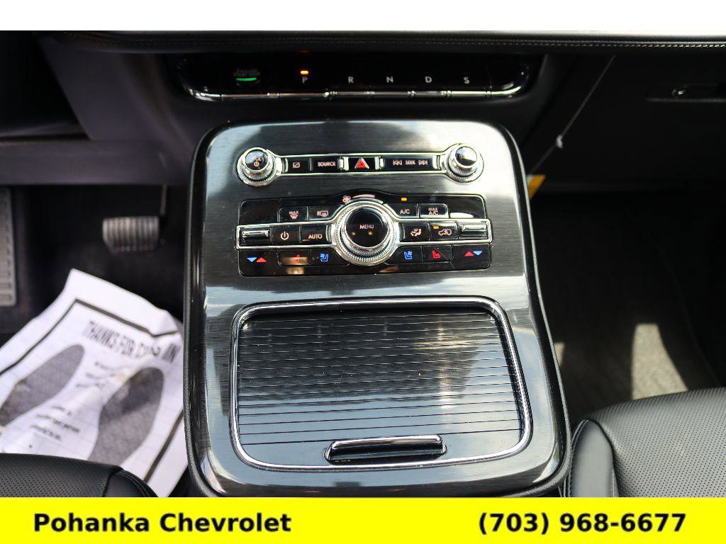 Used 2023 Lincoln Nautilus Reserve image 12