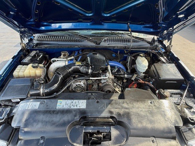 Used 2003 Chevrolet Silverado 3500 4x4 Regular Cab image 15