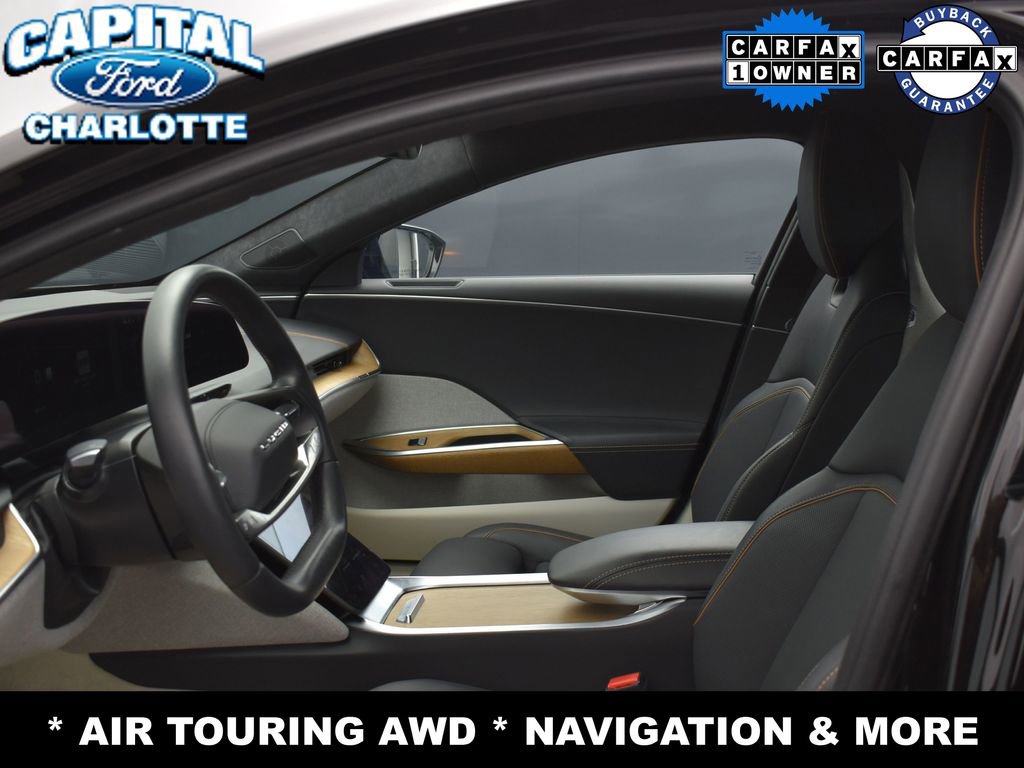 Used 2024 Lucid Air Touring image 9