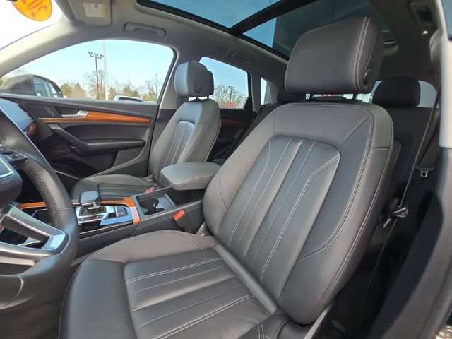 Used 2023 Audi Q5 2.0T Premium w/ Convenience Package AWD/4WD image 11