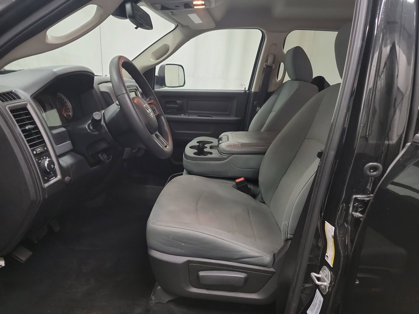 Used 2016 RAM 1500 Express w/ Black Ram 1500 Express Group image 12