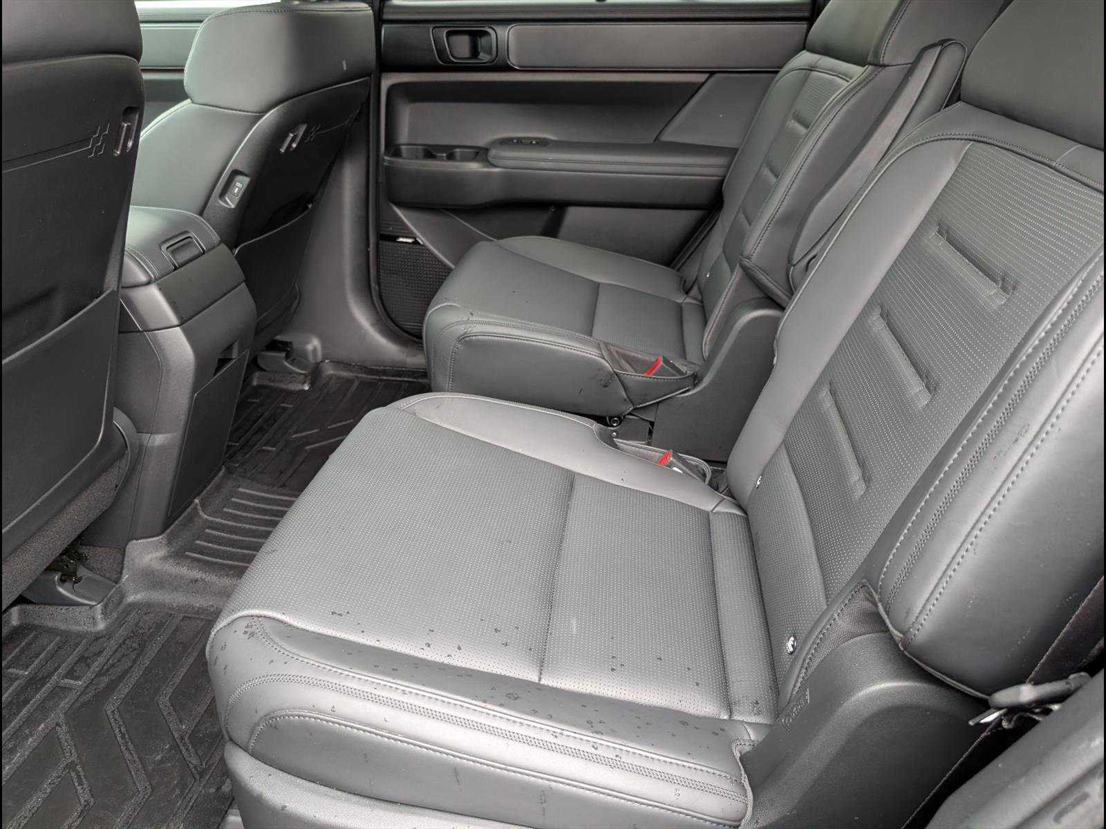 Used 2026 Hyundai Santa Fe Calligraphy AWD/4WD image 15