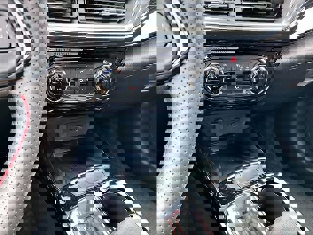 New 2026 Chevrolet Trax RS w/ Sunroof Package image 23