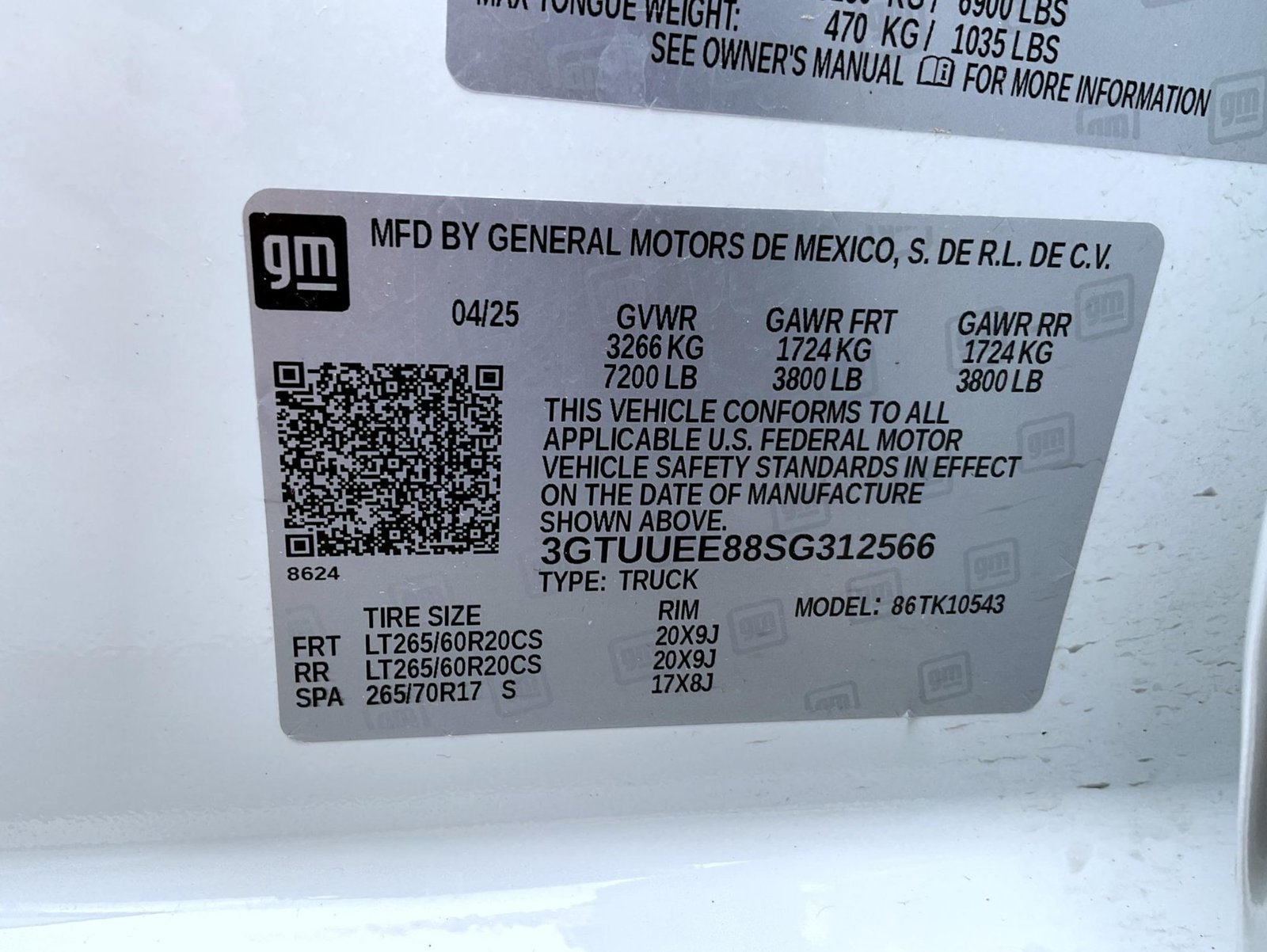 Certified 2025 GMC Sierra 1500 AT4 w/ AT4 Premium Package AWD/4WD image 25