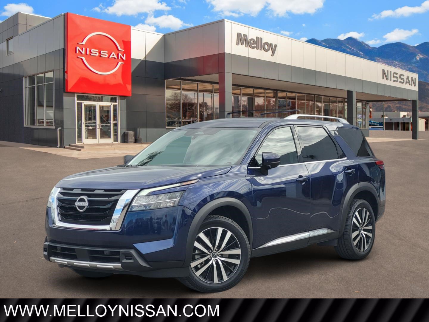 Certified 2023 Nissan Pathfinder Platinum FWD image 1