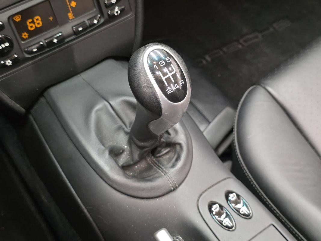 Used 2001 Porsche Boxster image 50