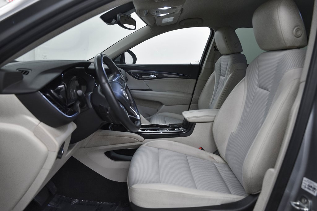 Used 2023 Buick Envision Preferred image 11