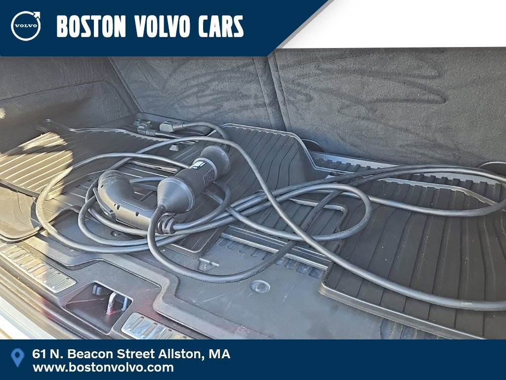 Used 2022 Volvo XC90 T8 Inscription image 10