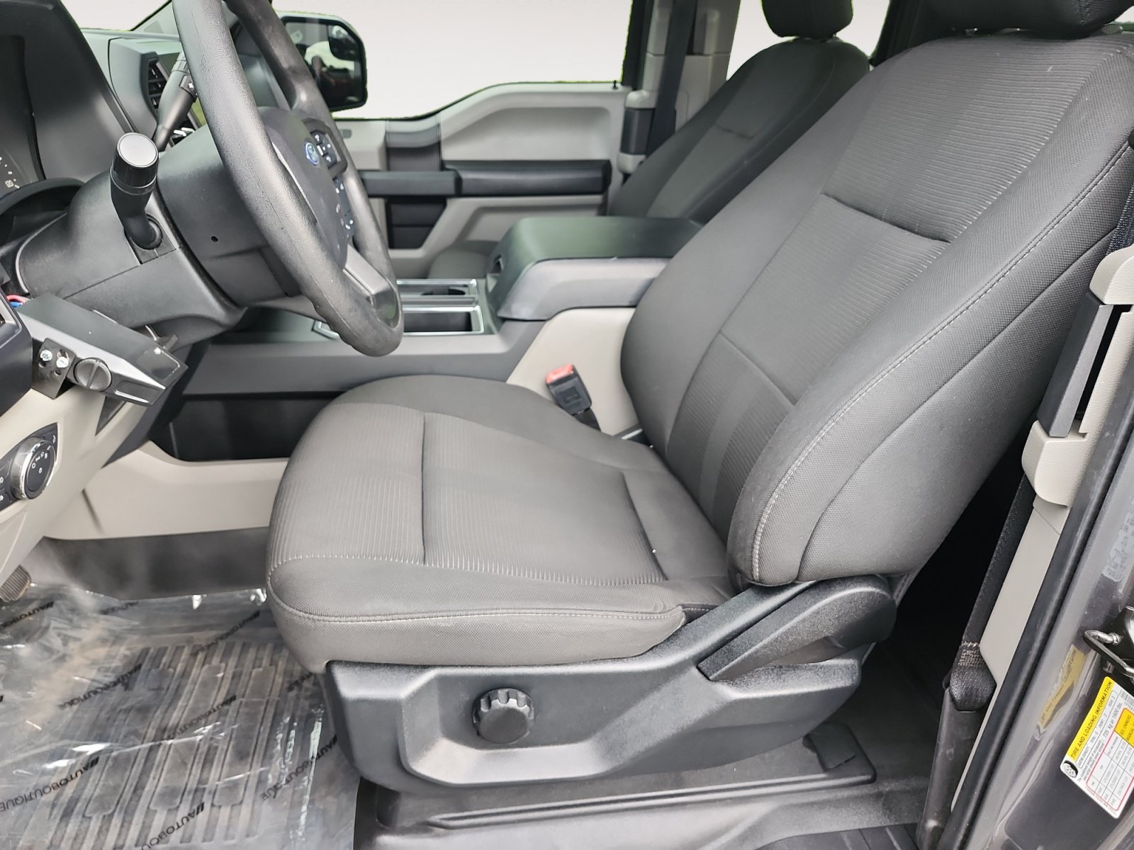 Used 2019 Ford F150 XL w/ Equipment Group 101A Mid AWD/4WD image 9