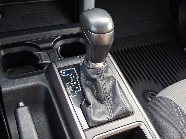 Used 2020 Toyota Tacoma TRD Off-Road image 18