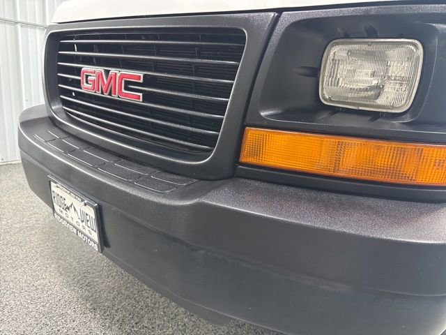 Used 2009 GMC Savana 2500 image 18