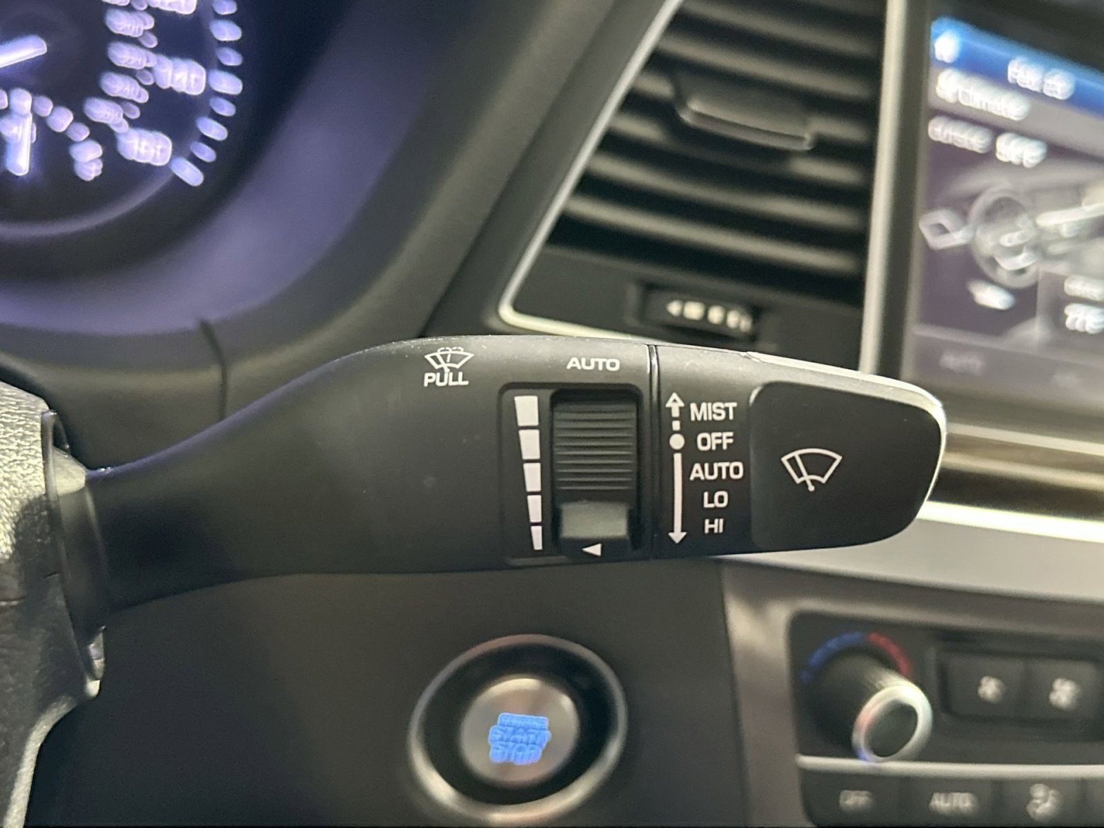 Used 2020 Genesis G80 3.8 image 28