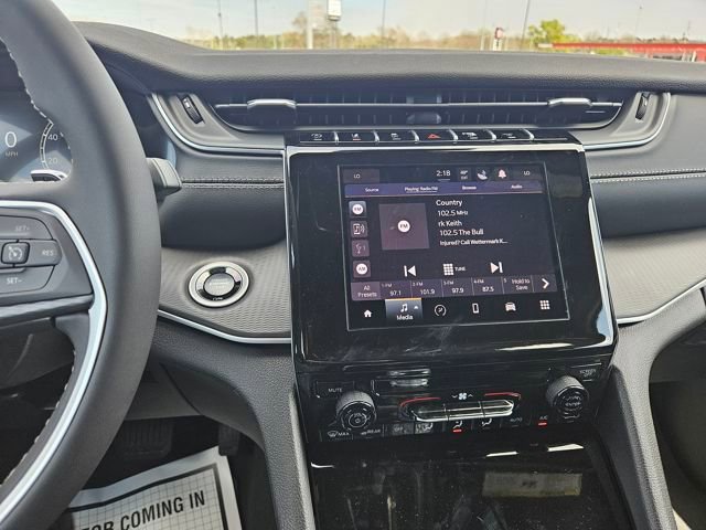 New 2026 Jeep Grand Cherokee Laredo image 17