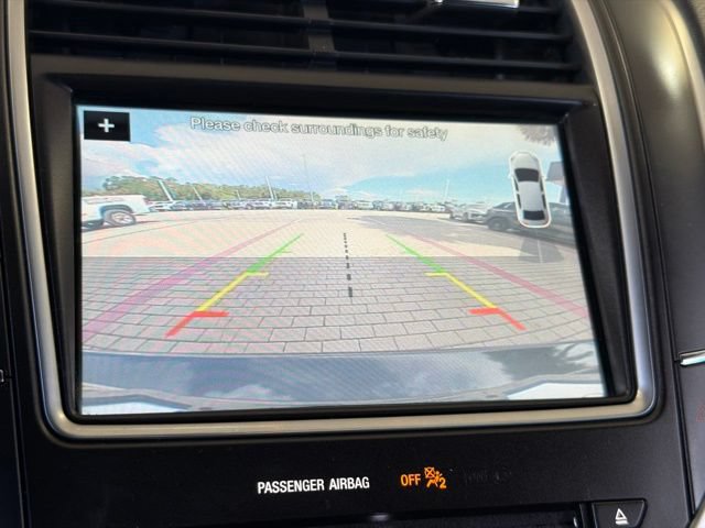 Used 2018 Lincoln MKX Reserve w/ Cargo Utility Package FWD image 26