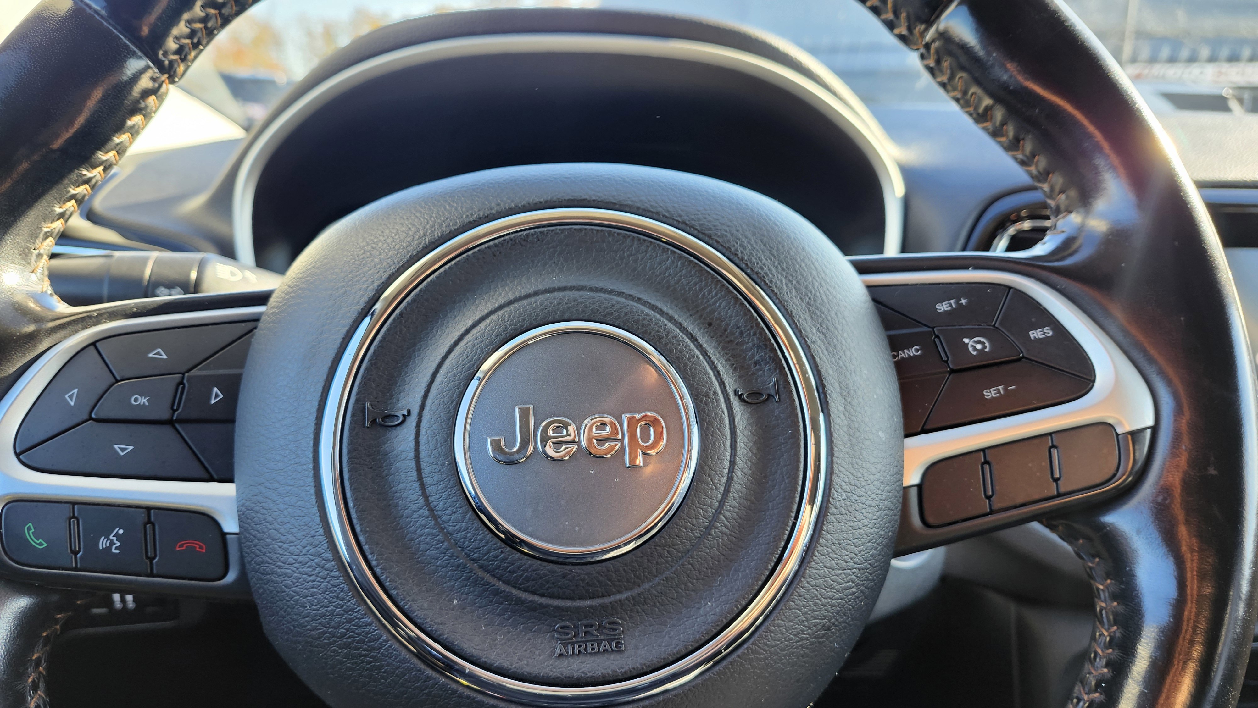 Used 2020 Jeep Compass Limited image 25