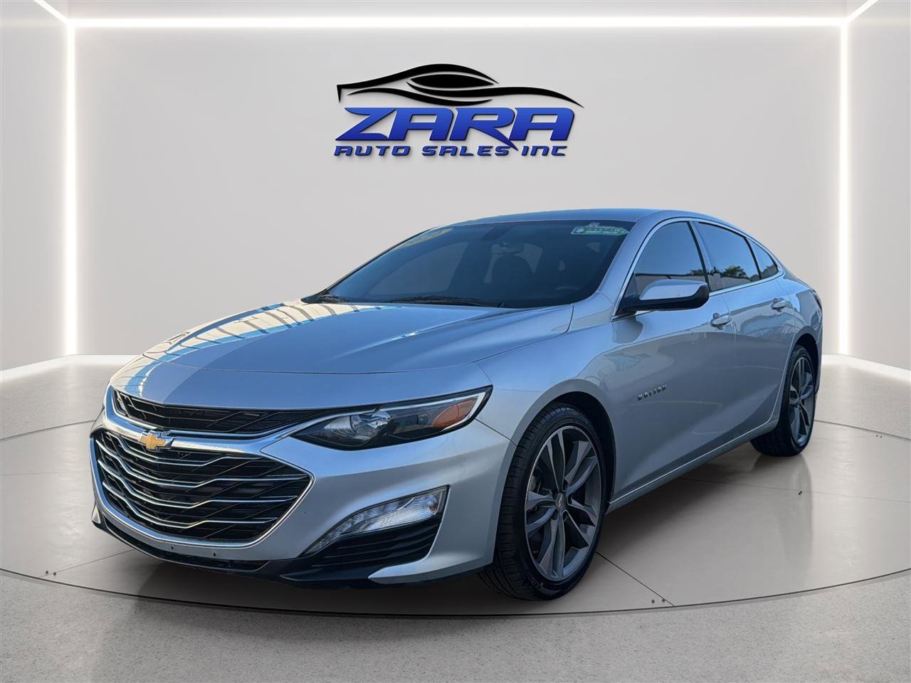 Used 2020 Chevrolet Malibu LT FWD image 3