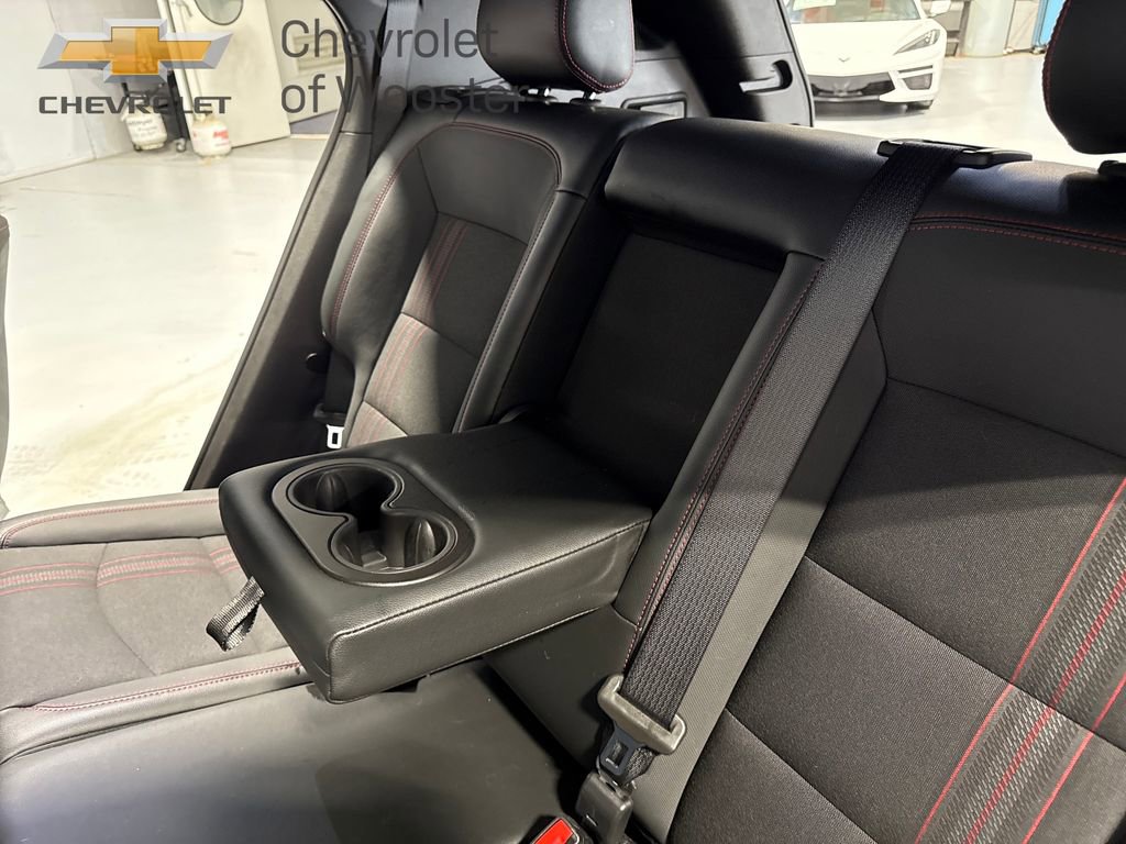 Used 2023 Chevrolet Equinox RS image 34