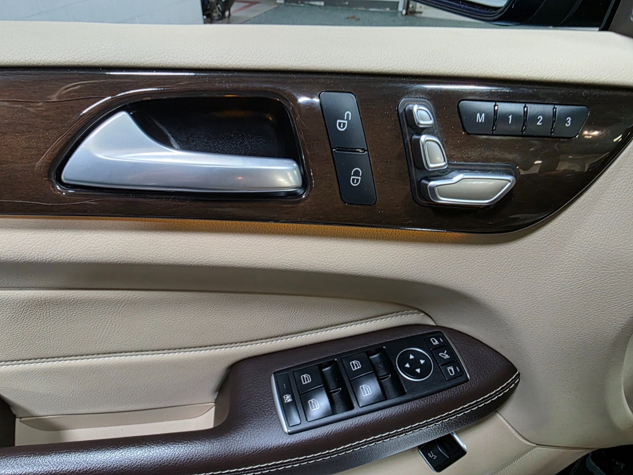 Used 2017 Mercedes-Benz GLE 350 GLE 350 4MATIC SUV image 17