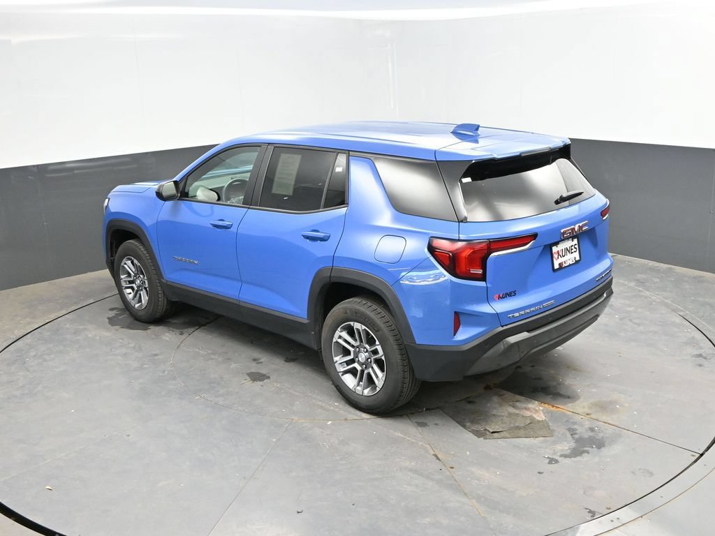Used 2025 GMC Terrain Elevation AWD/4WD image 27
